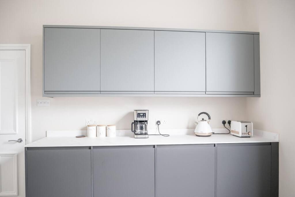 Spectacular Flat Located In Prime Notting Hill Apartamento