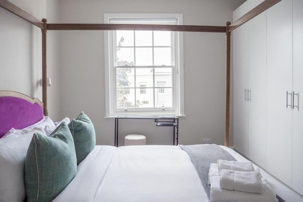 Spectacular Flat Located In Prime Notting Hill * Londres