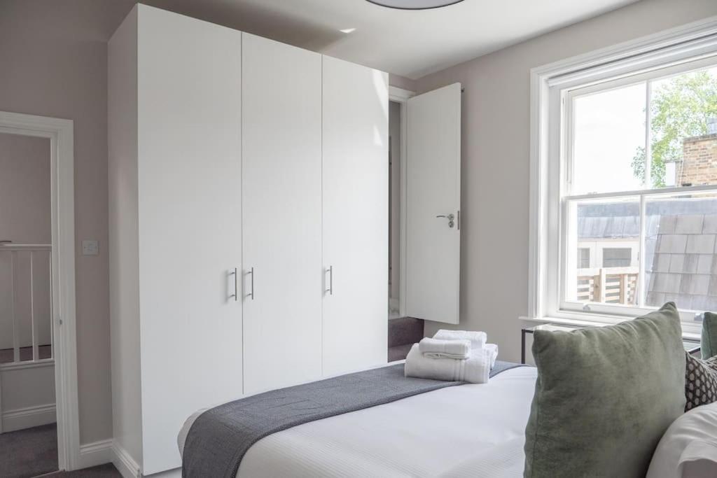 Spectacular Flat Located In Prime Notting Hill * Londres