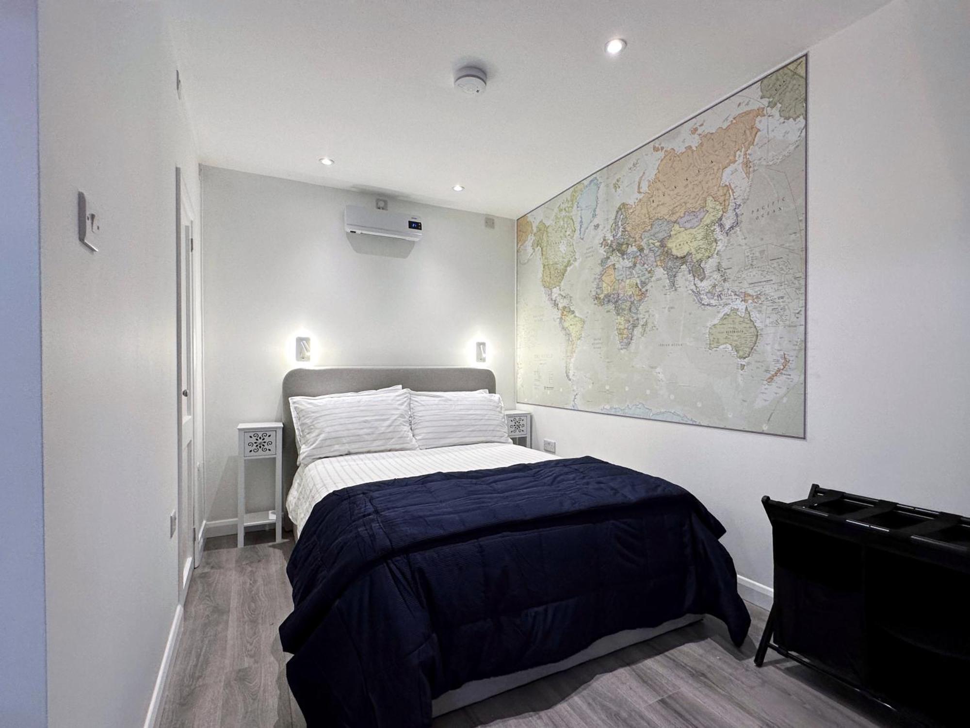 Apartment Kensington Hosted By Airoperate Near Notting Hill - 1 Double Bed , 1 Sofa Bed, Ground Floor Via Private Entrance