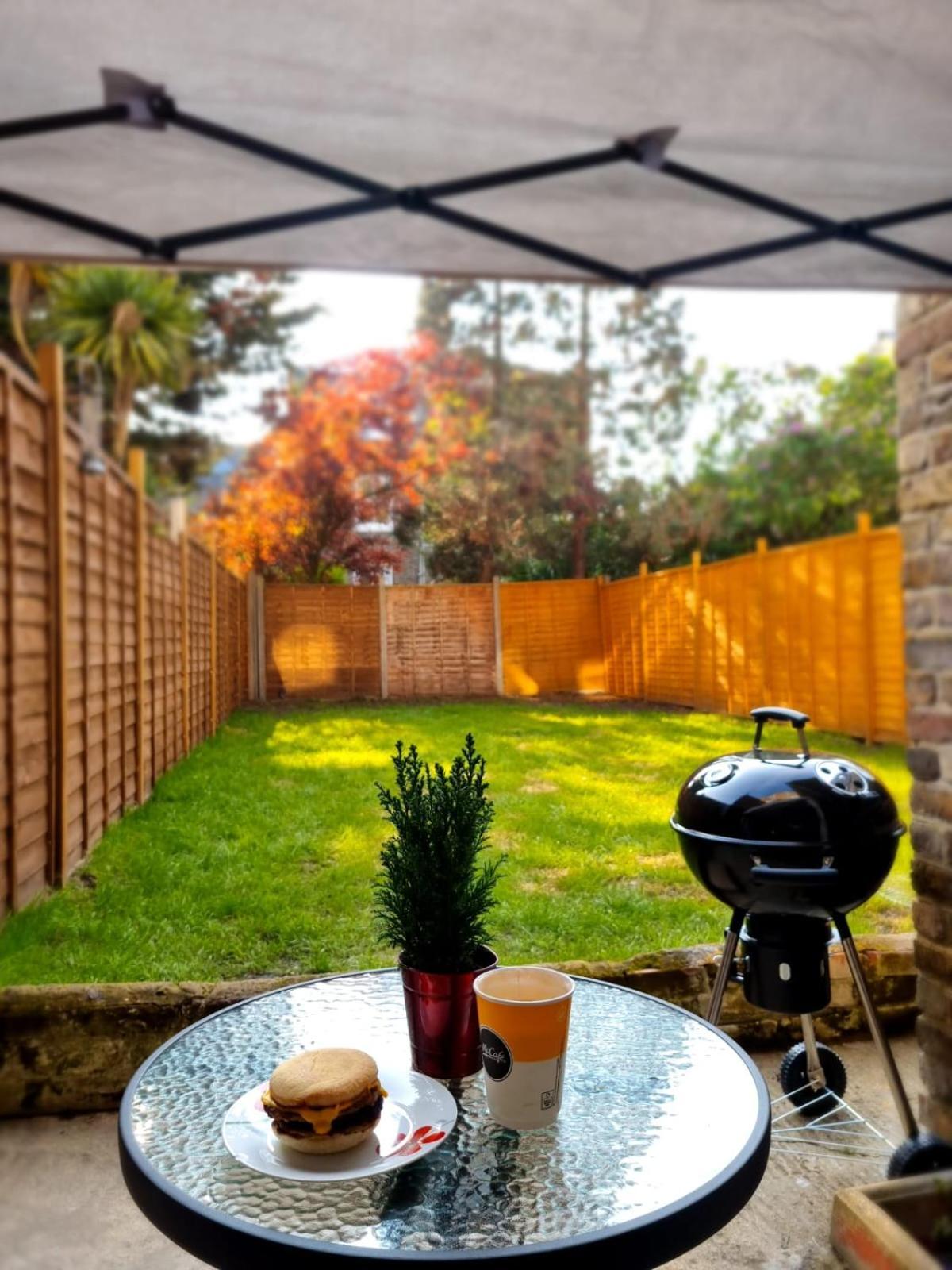 Guest house Beautiful Double In Acton, West London