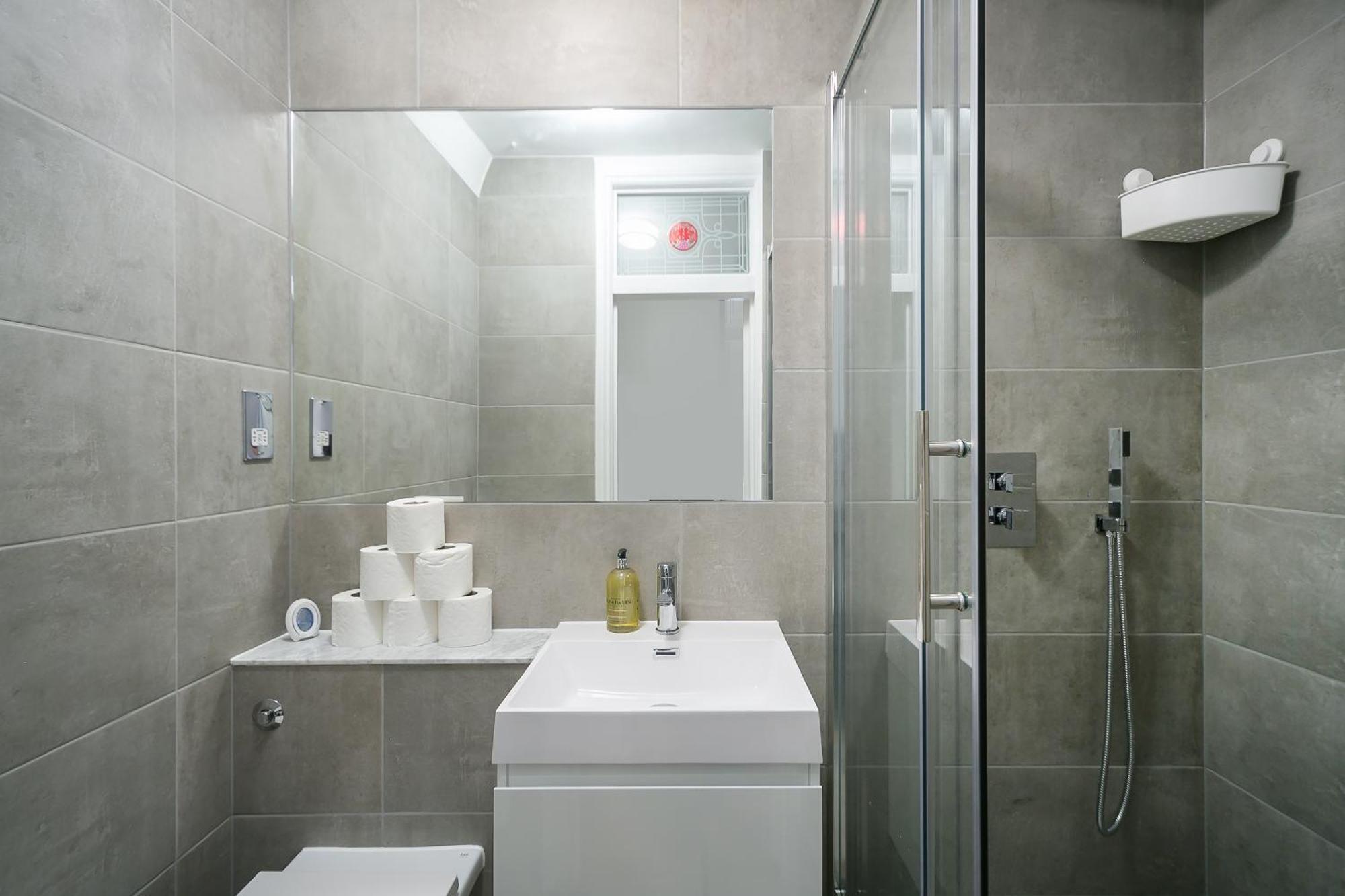 Kings Cross St Pancras Luxury Apt Apartment London