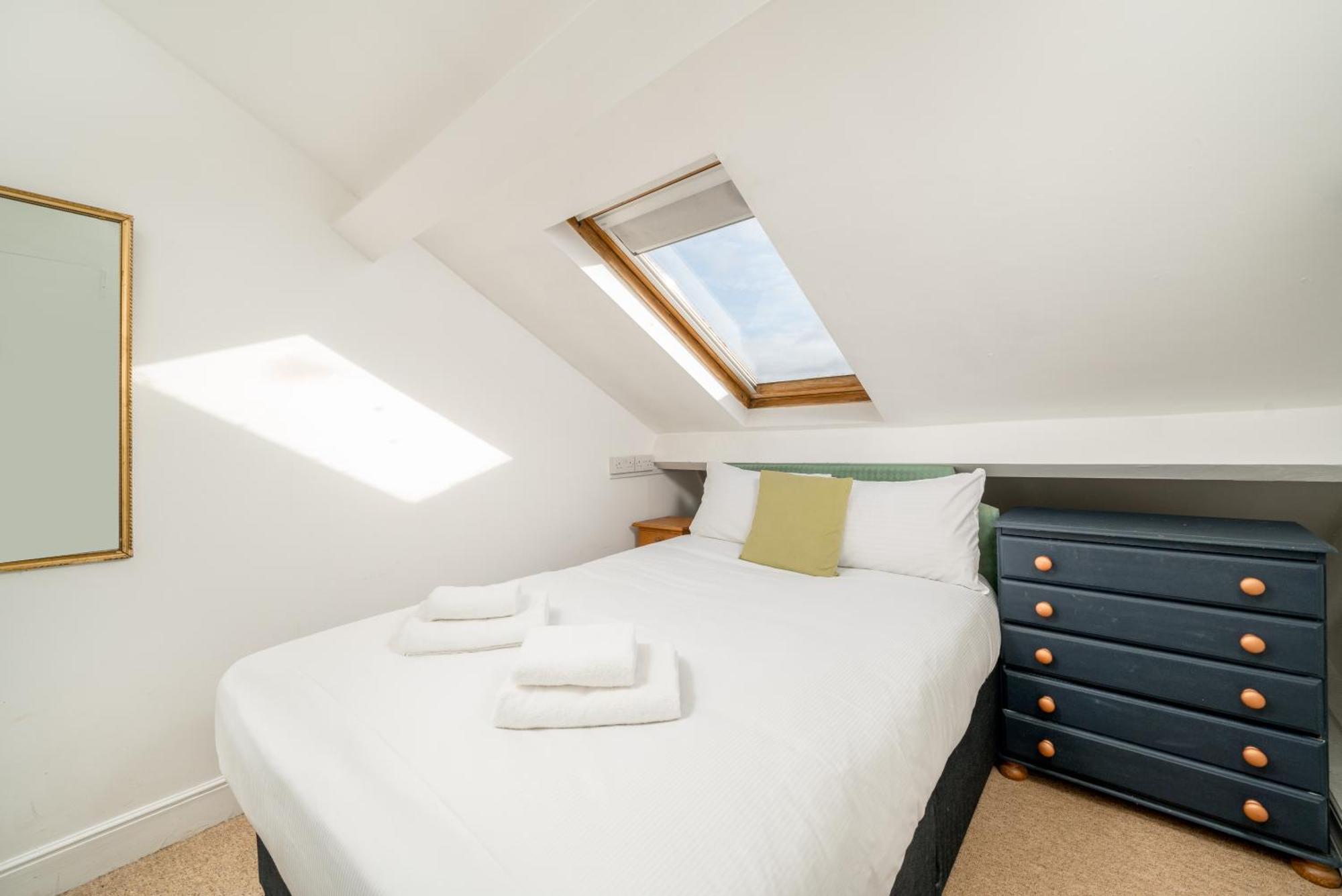 Cozy Maisonette Near Abbey Road Apartamento Londres