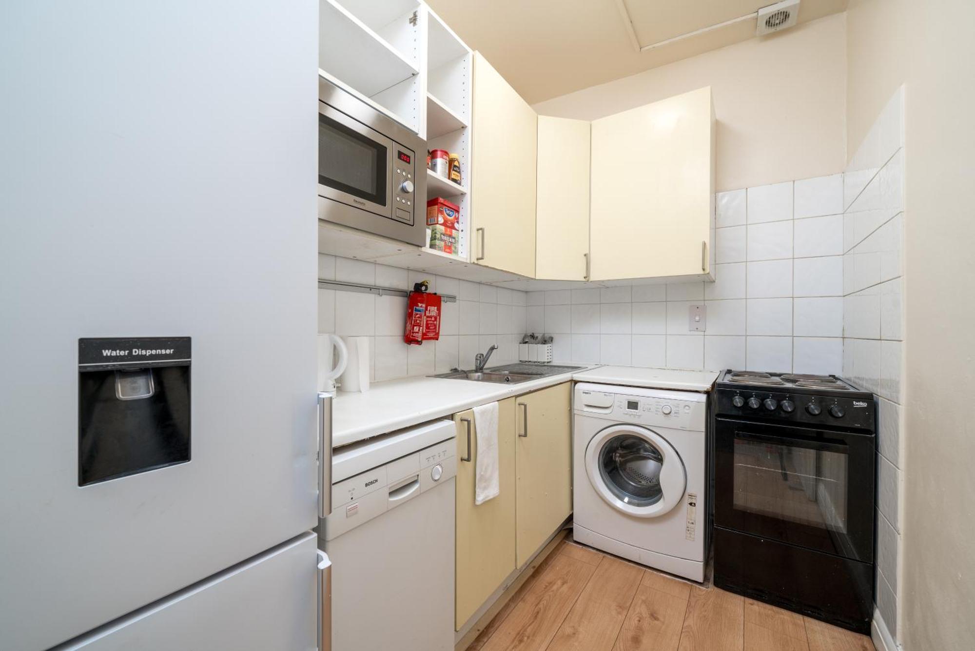 Cozy Maisonette Near Abbey Road Apartamento