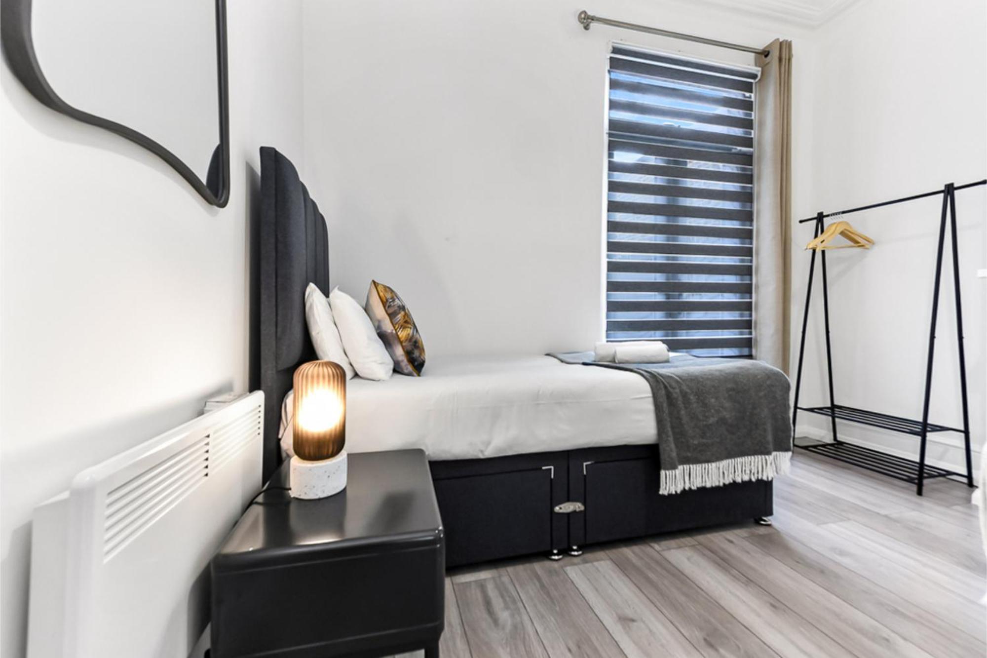 Stylish And Convenient 2bd Flat W/ Outdoor Space * London