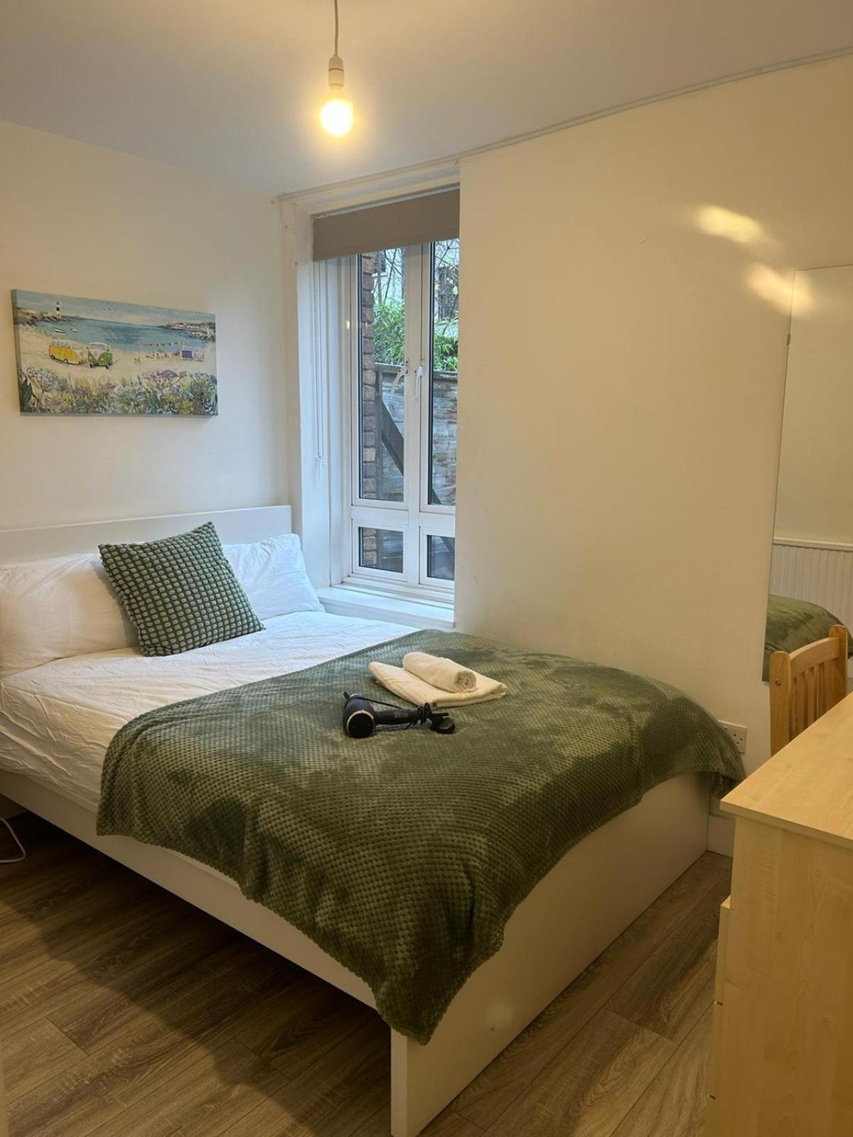 Homestay Lovely Double In Euston & Square In