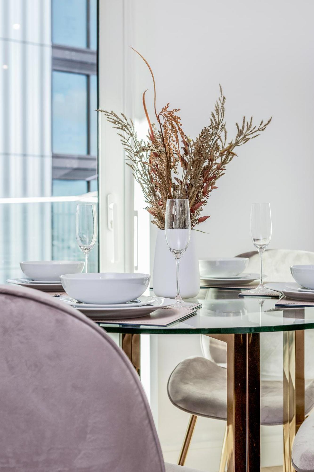New Riverside Sleeps 5 Easy To Tour * Londen