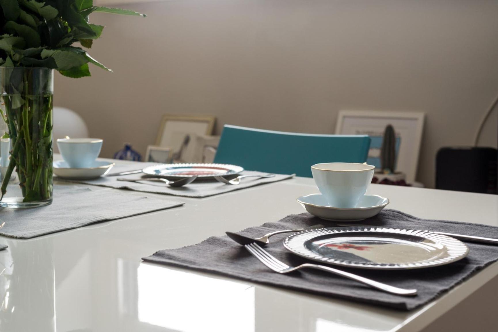 Apartment Pleasant Earl's Court Near Hyde Park By Underthedoormat *