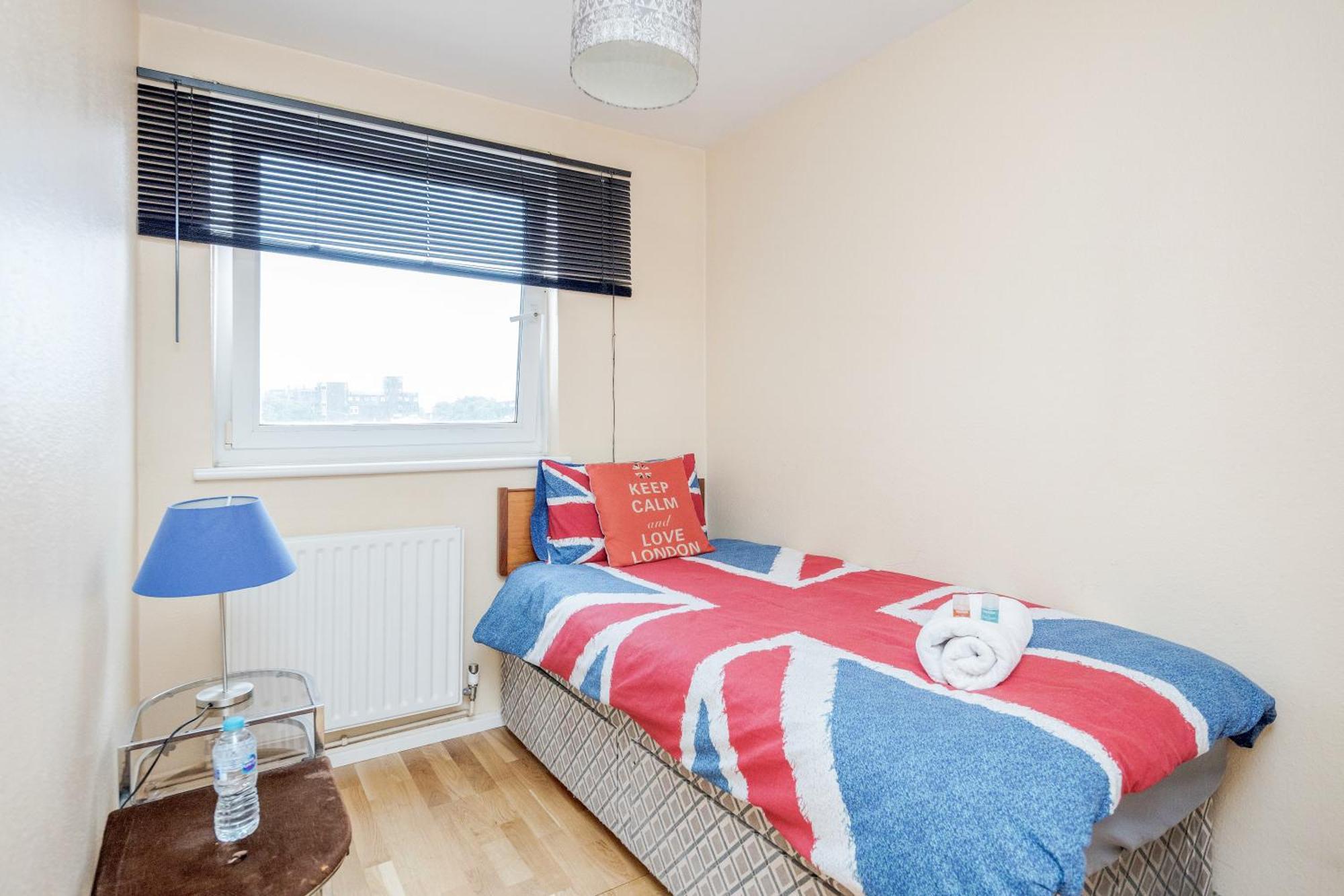 4-bedroom Flat Near Bigben,parliament & Eye Apartment