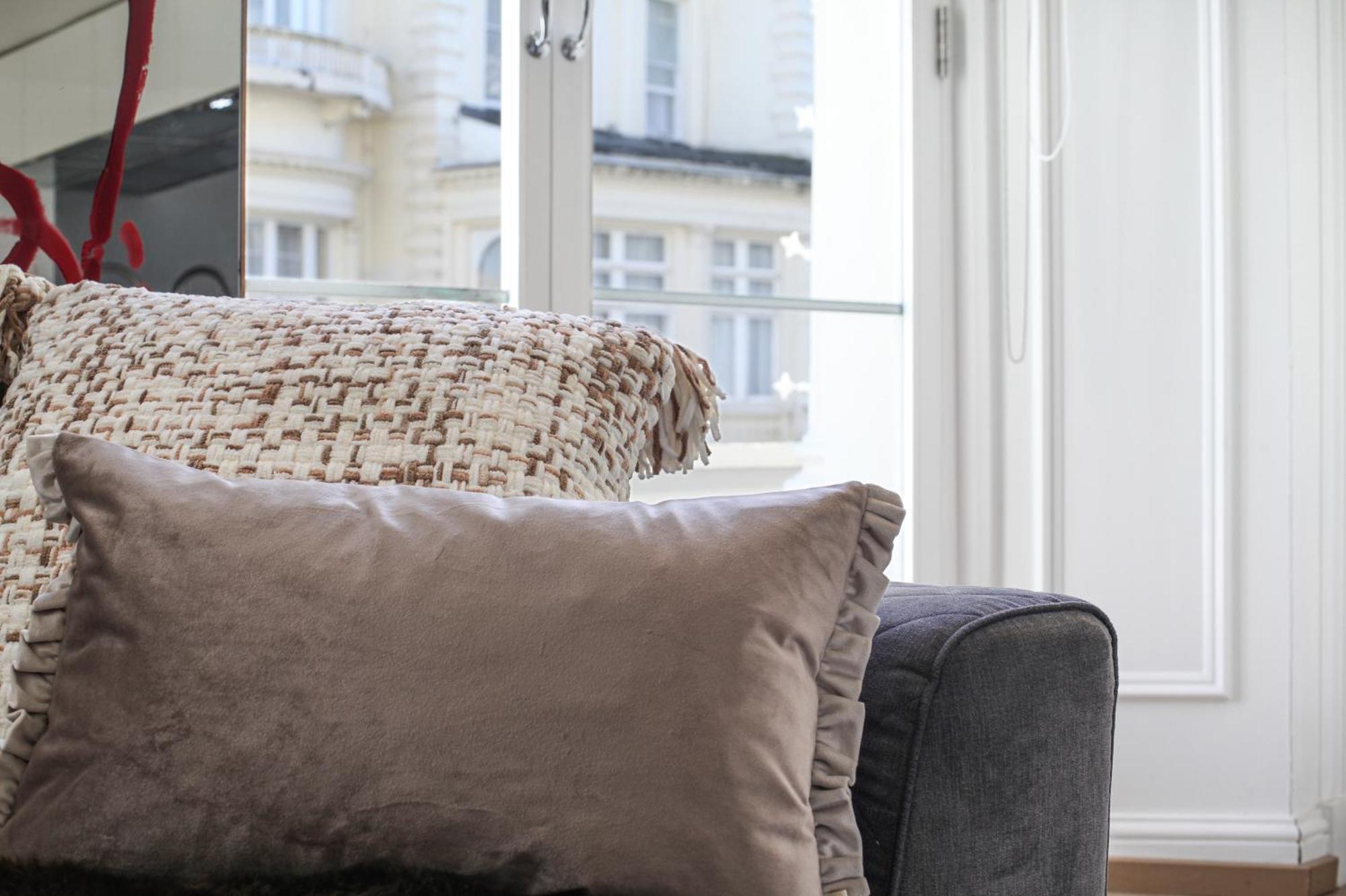 Hububb Luxury Leinster Gardens Apartment London