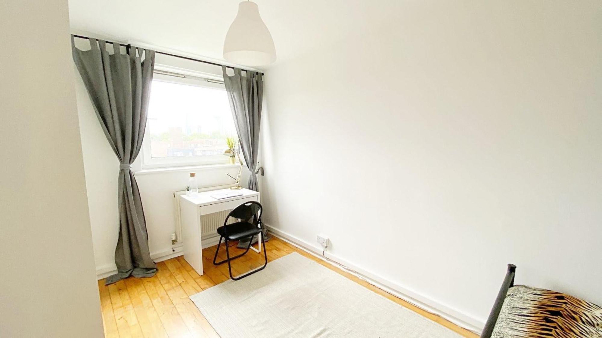 Homestay Spacious With Skyline Views Close To Eye *