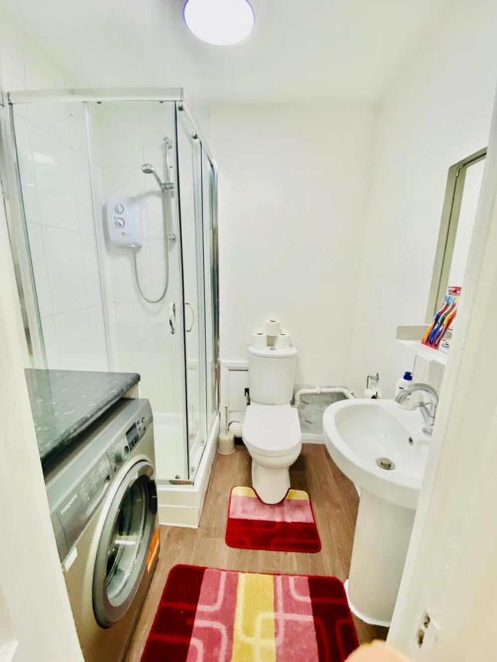 Ground Floor Flat Hyde Park Apartment *