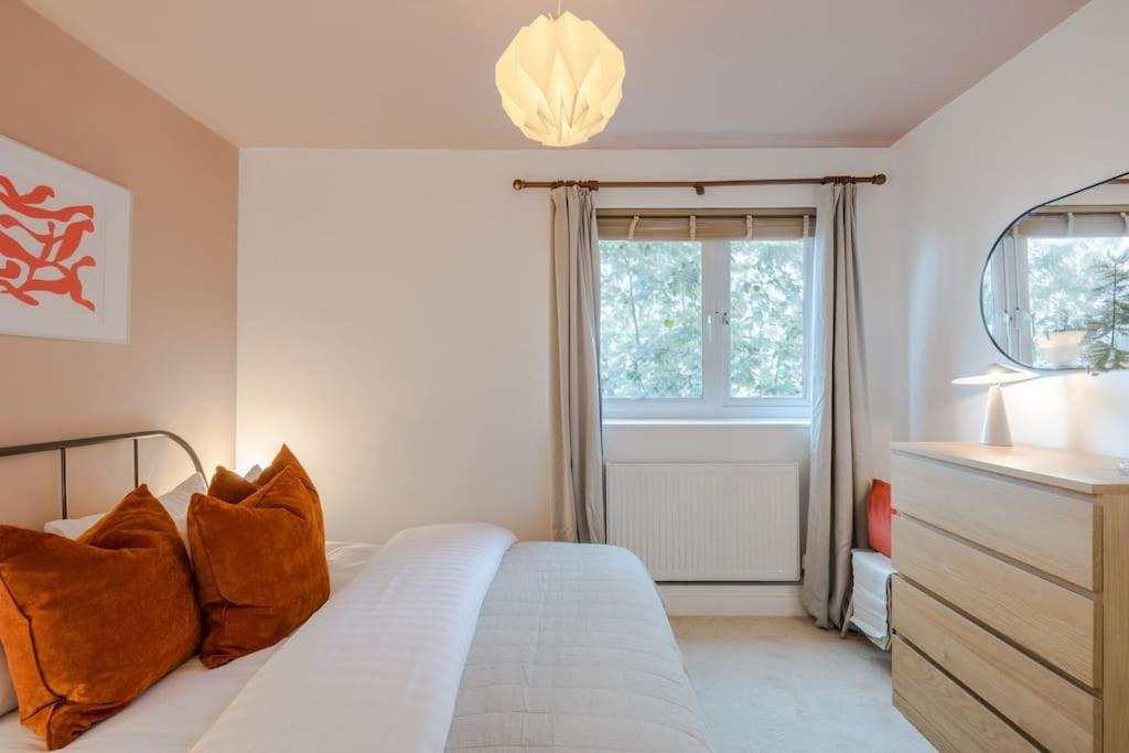 The Clissold, Two Bedroom N5 Appartement