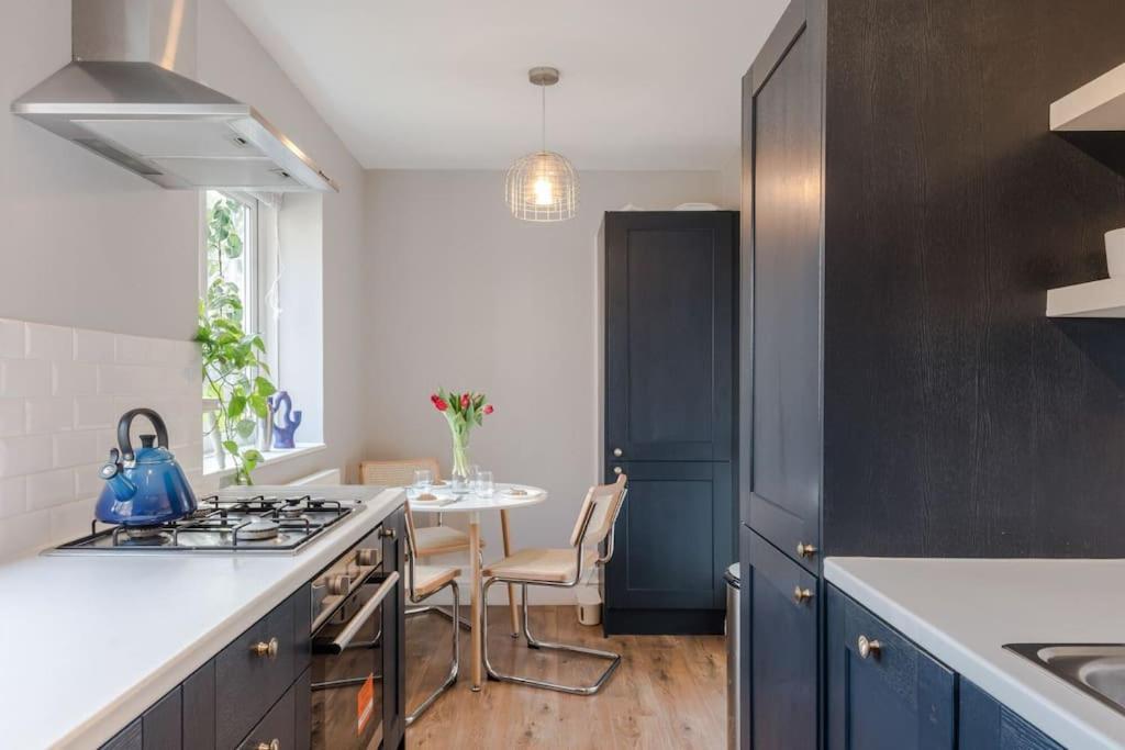 Appartement The Clissold, Two Bedroom N5 *