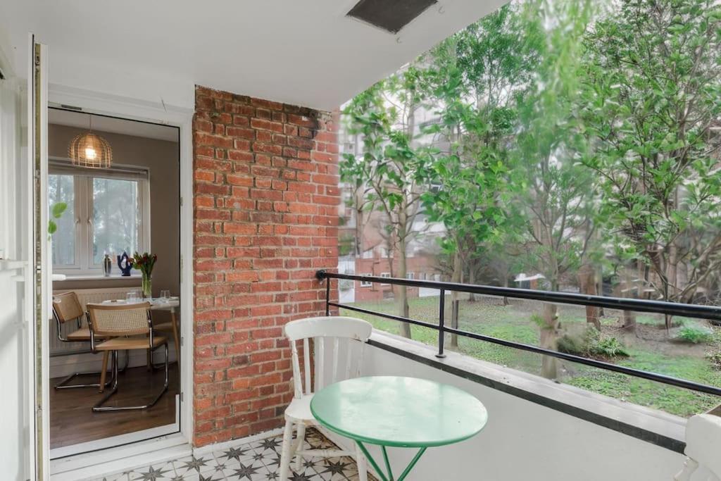 The Clissold, Two Bedroom N5 Appartement