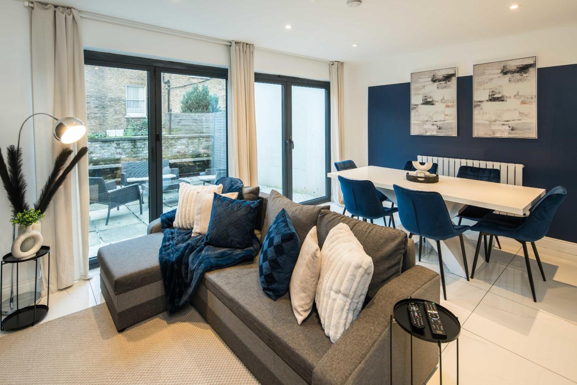 Holiday home Superb House Close To Little Venice *