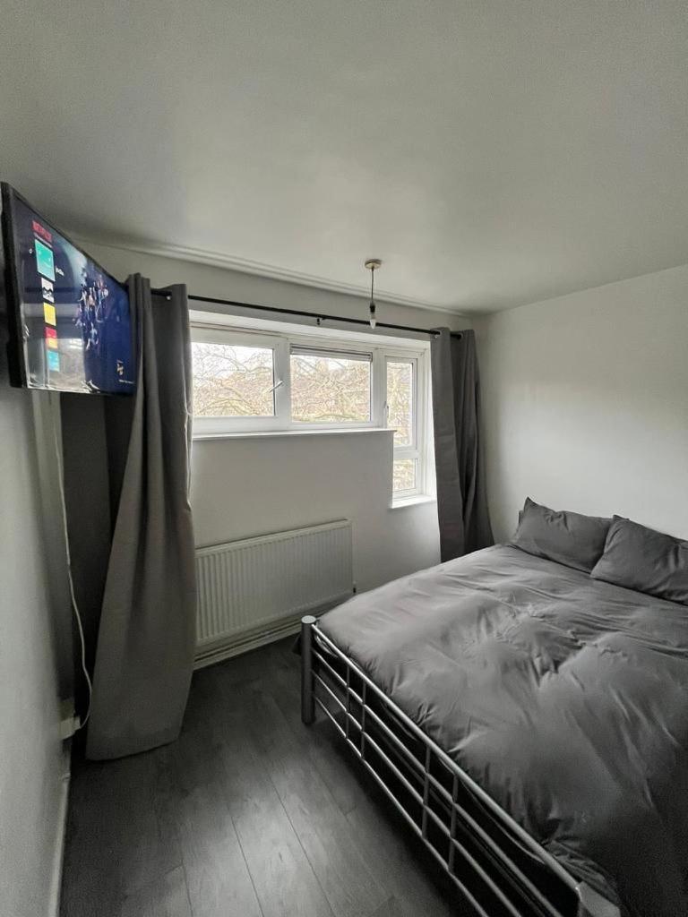 Holloway Ap Apartamento *