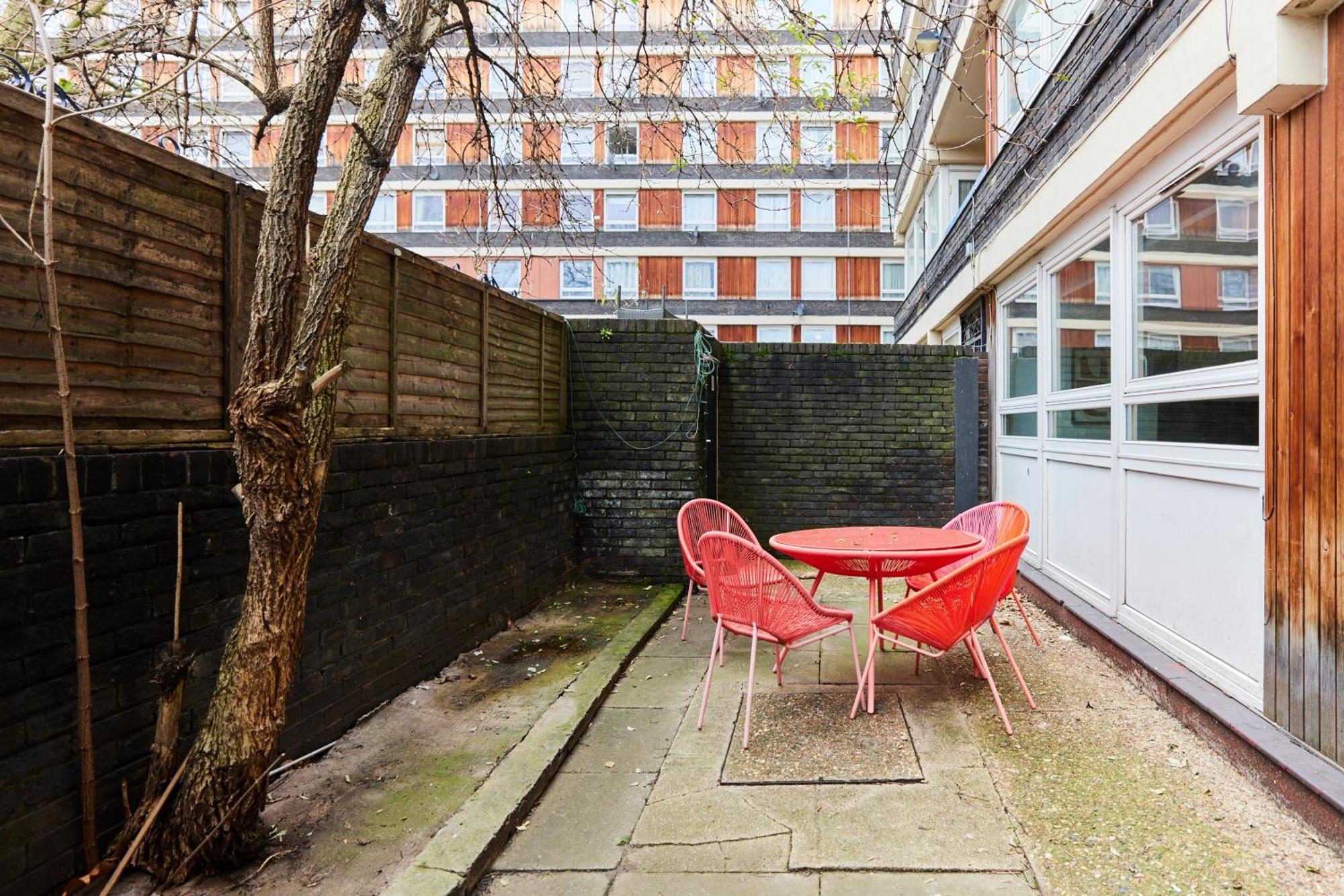 The Kennington Park Crib - Lovely 2bdr Flat With Garden