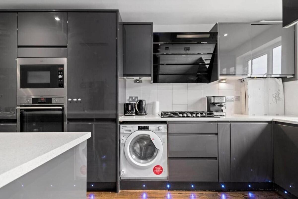 Superb Stonewall Terrace Holiday home *