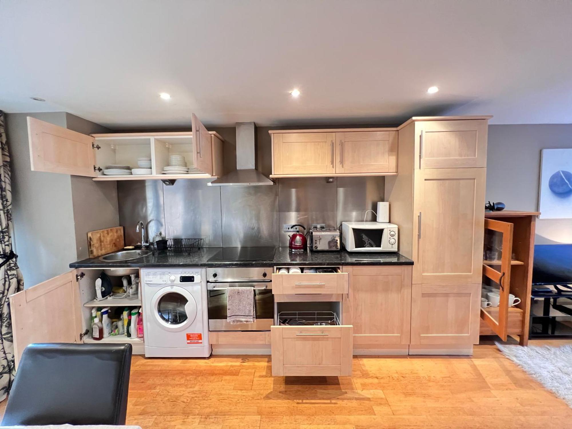 Excellent River Thames View Entire