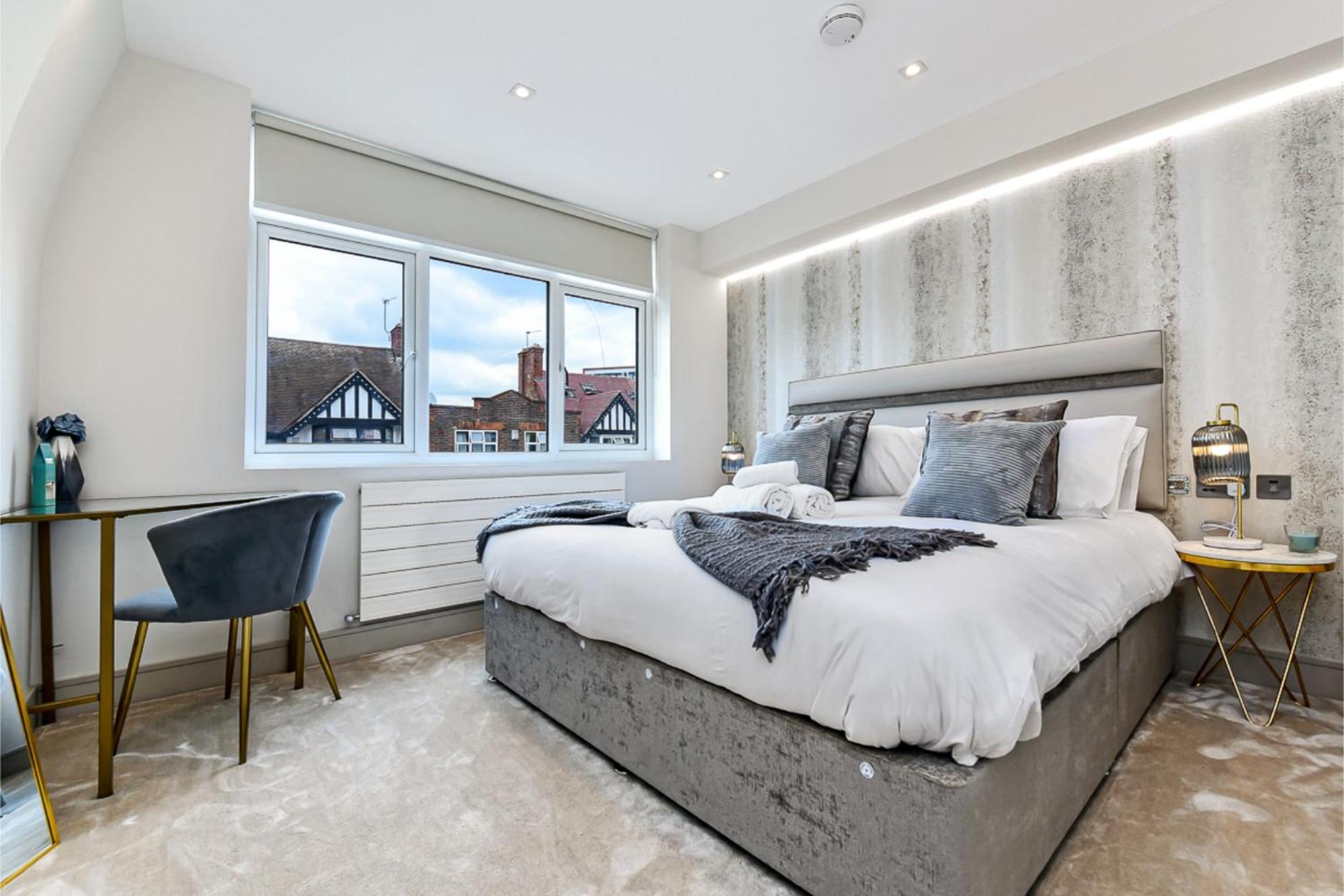 Apartment Contemporary 2 Bedroom Flat In Excellent Location! *