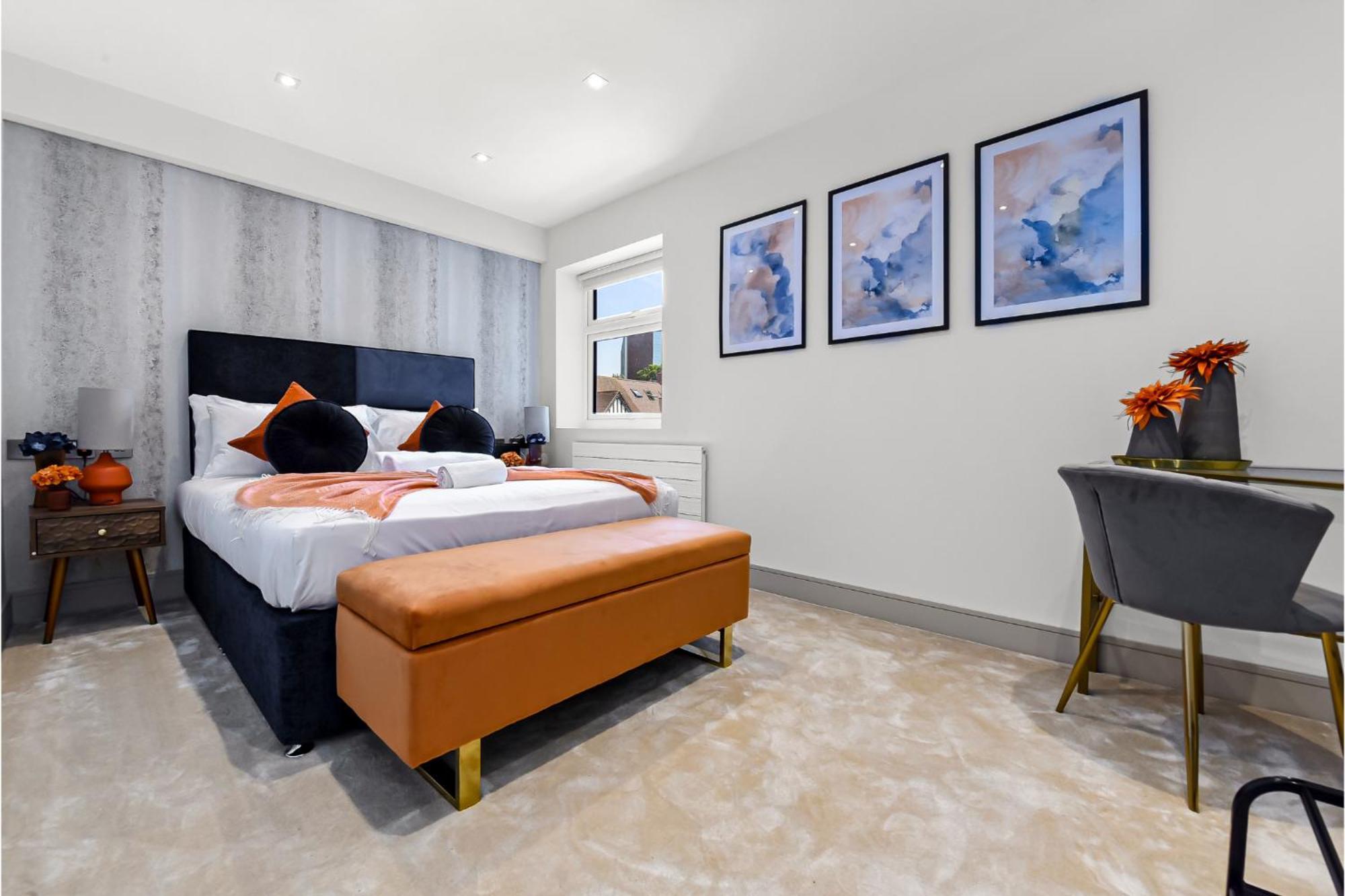 Beautiful, Stylish & Modern - Great For Transport! * London