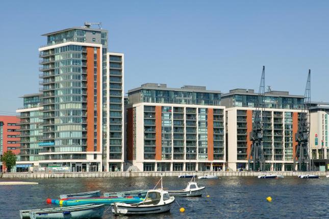 Excel Stunning Duplex Penthouse * London
