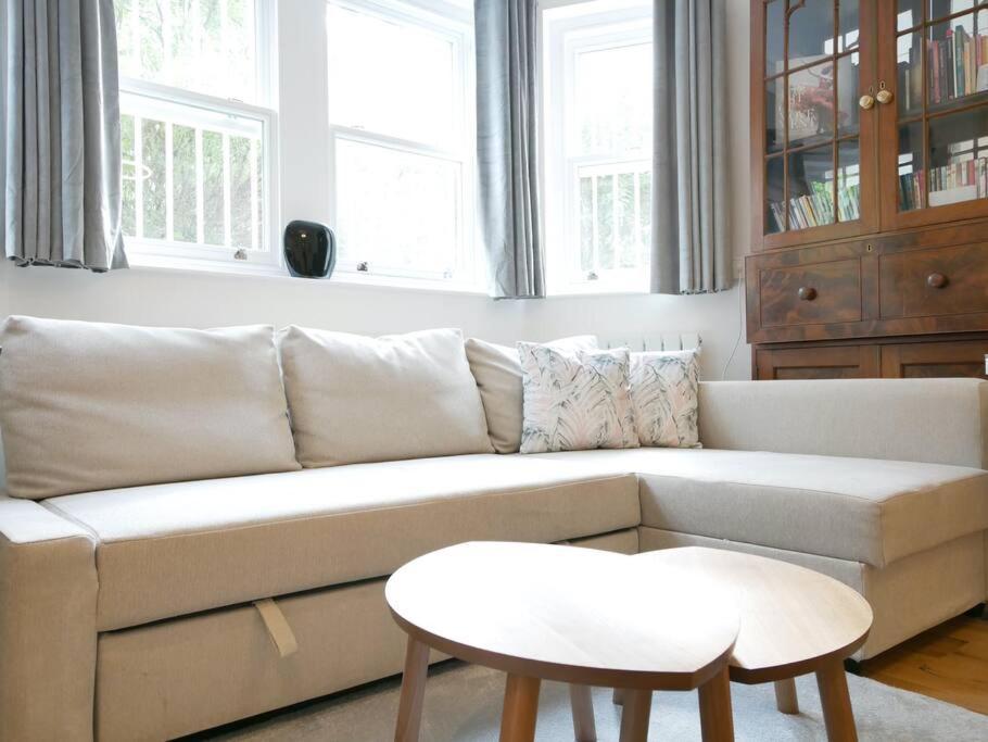 Newly Refurbished 2 Bed In Paddington Appartement *