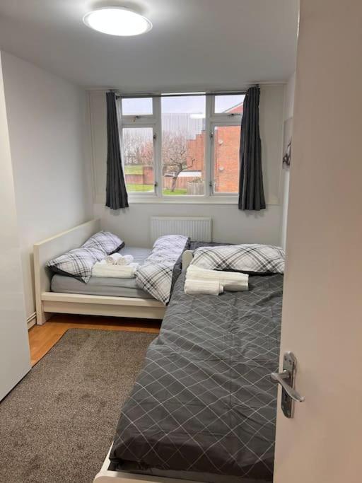 Apartamento Stunning 2 Bedroom Duplex In The Heart Of Londres