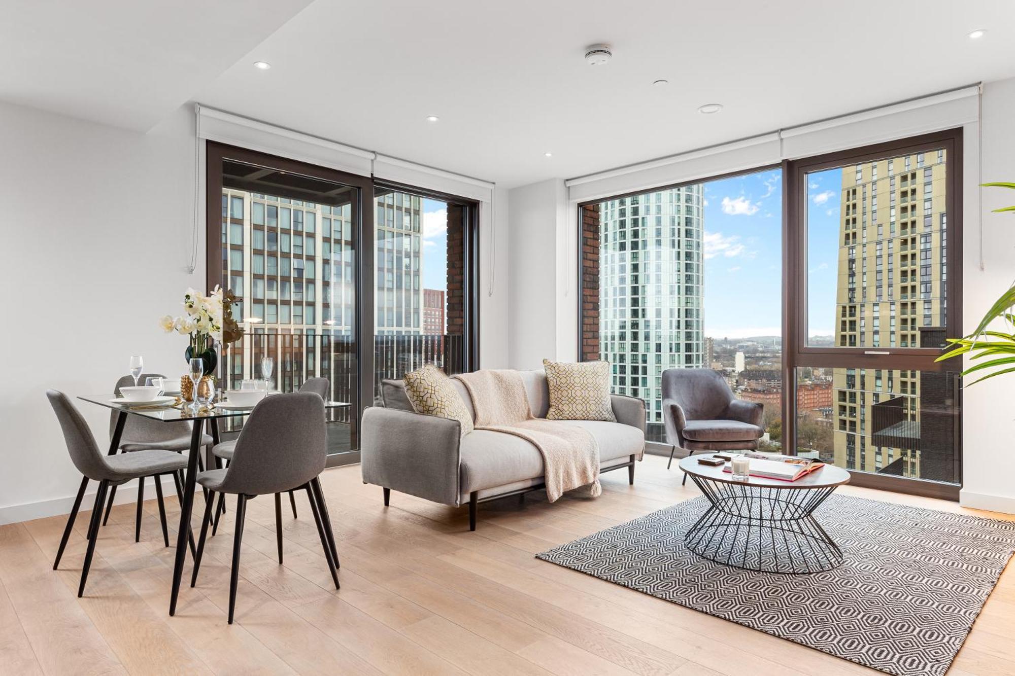 Apartahotel New 2 Bedroom Flat Riverview Balcony