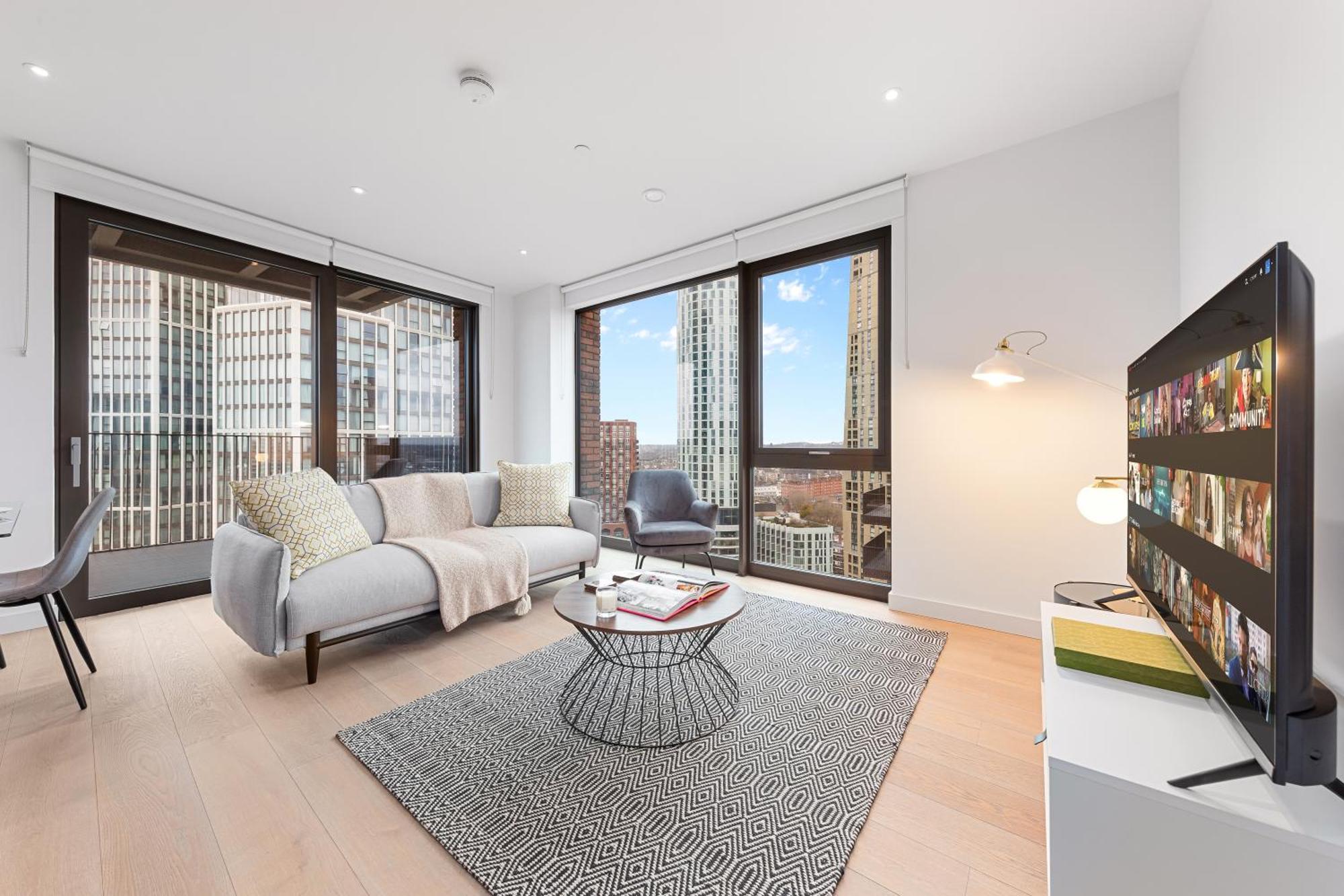 New 2 Bedroom Flat Riverview Balcony