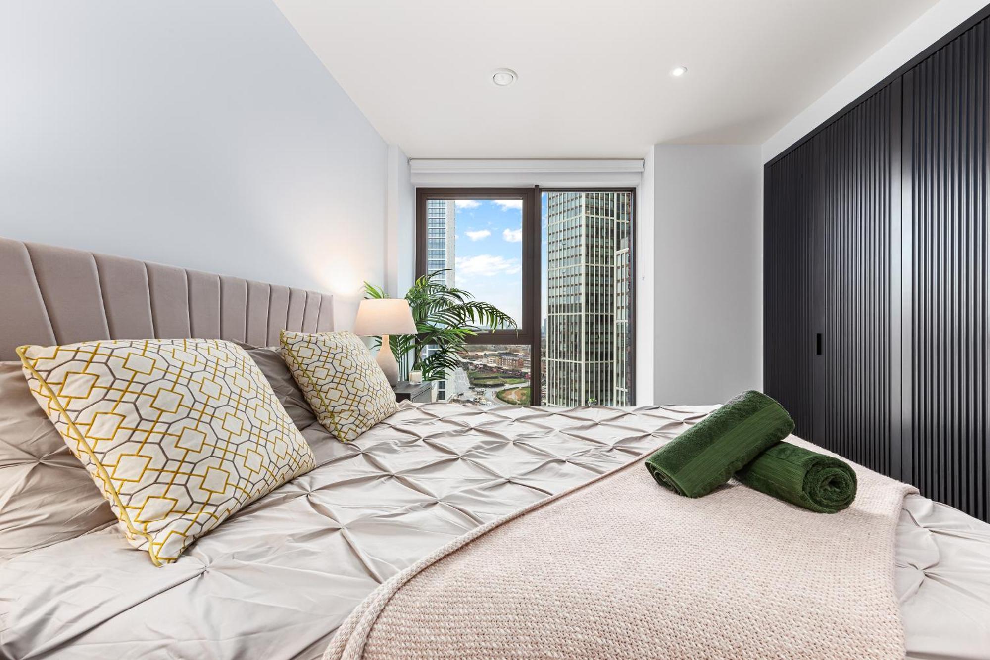 Apartahotel New 2 Bedroom Flat Riverview Balcony