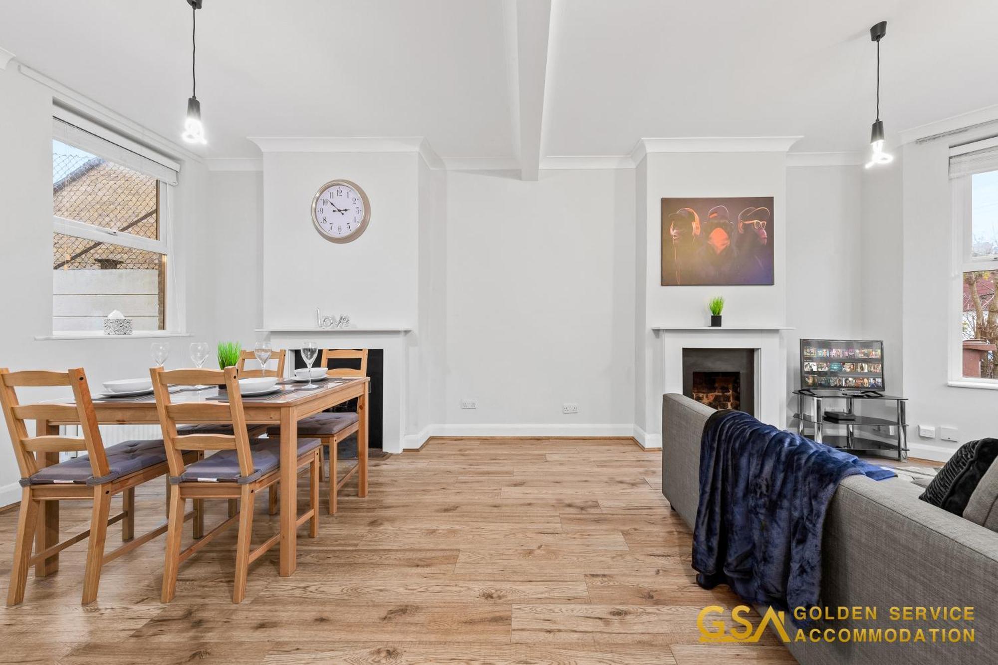 Сasa de vacaciones 3 Bed In Forest Gate - Waltham Forest