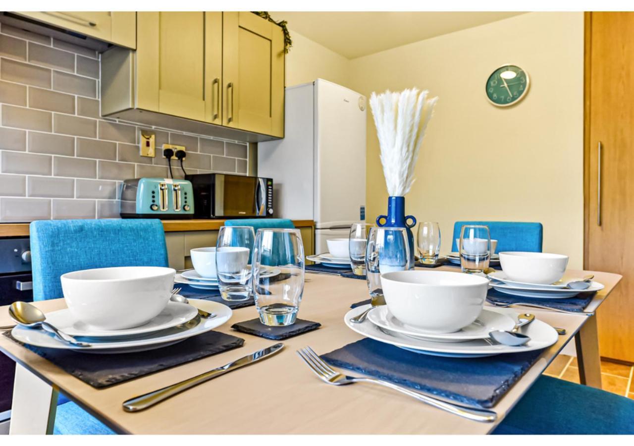 Stunning Family - Sleeps 11 * Londen