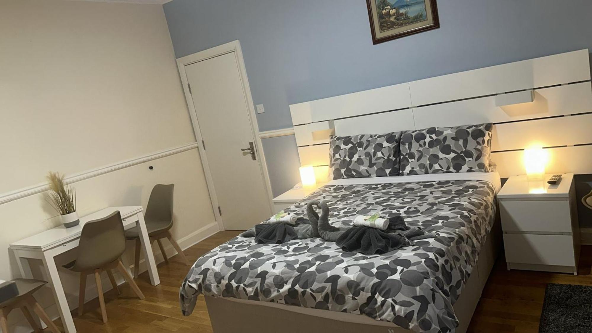 Gladstone Guest house London