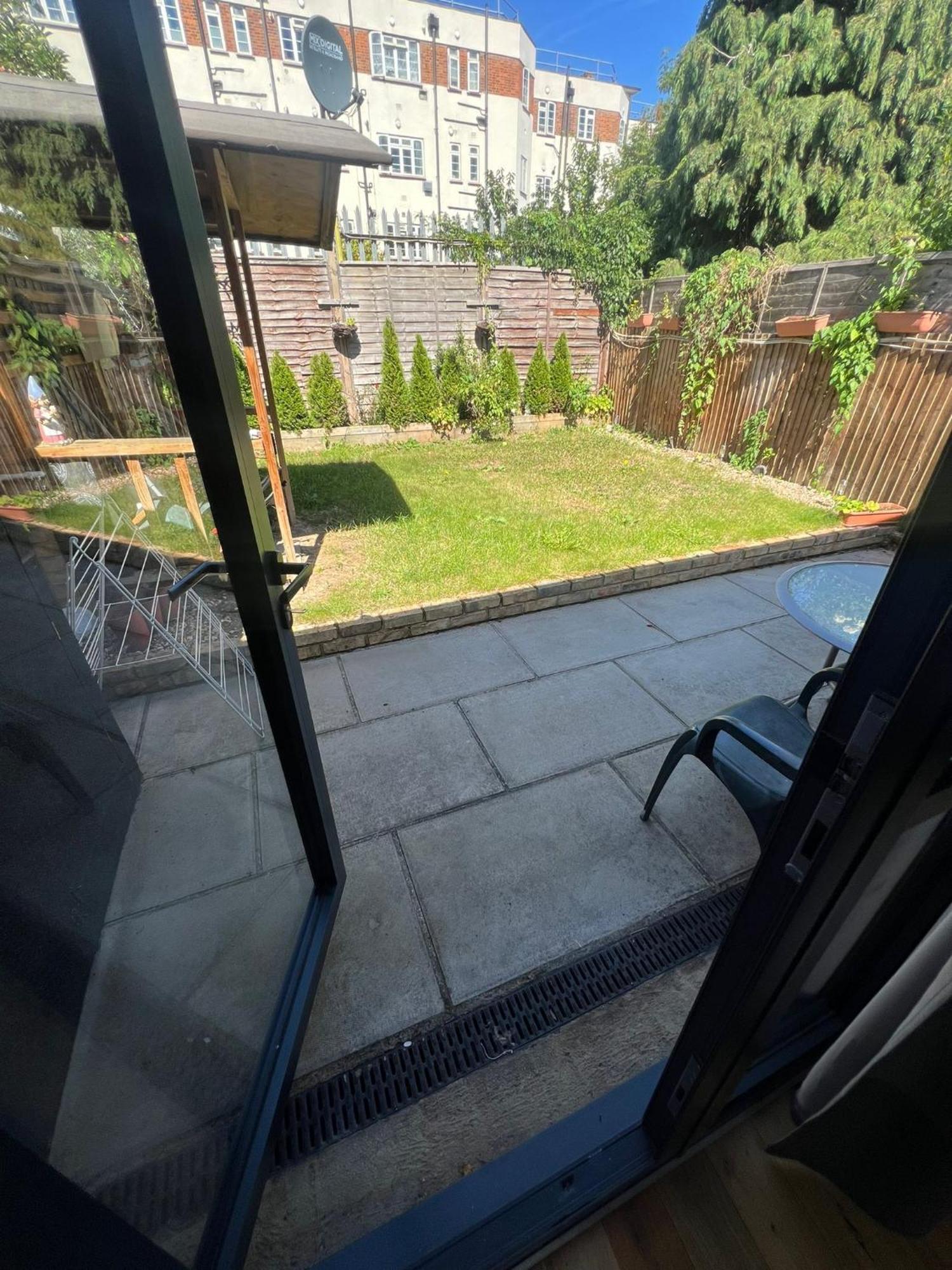 N8, Modern 2 Bedroom London