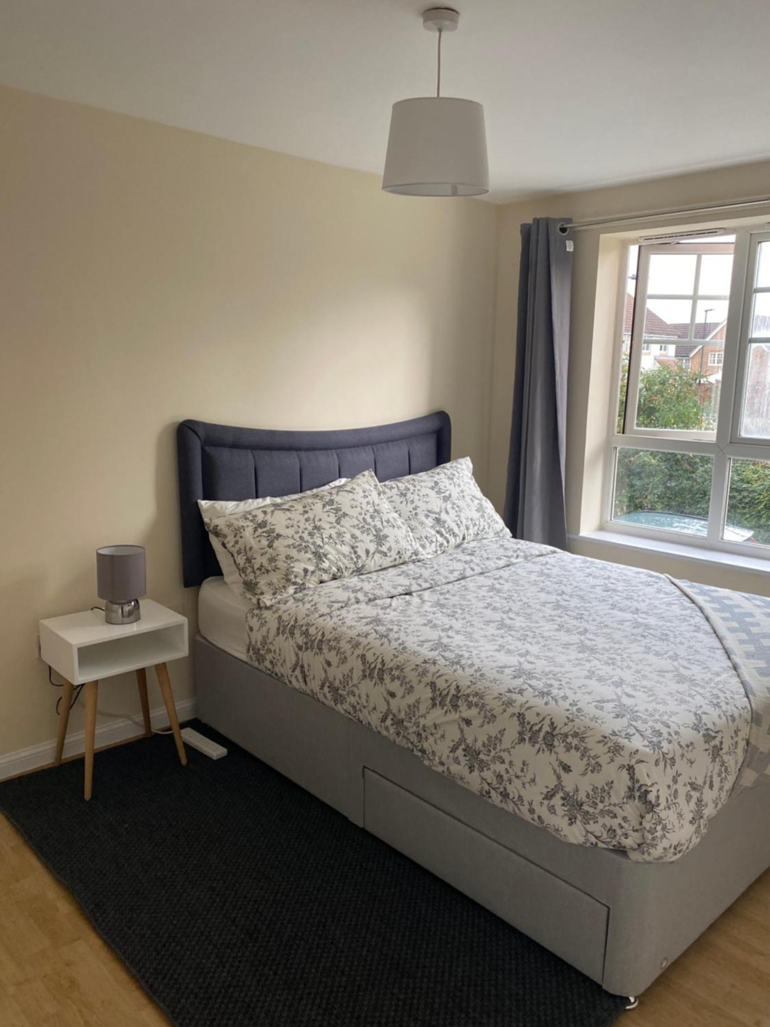 Impeccable 2-bed In Apartamento *