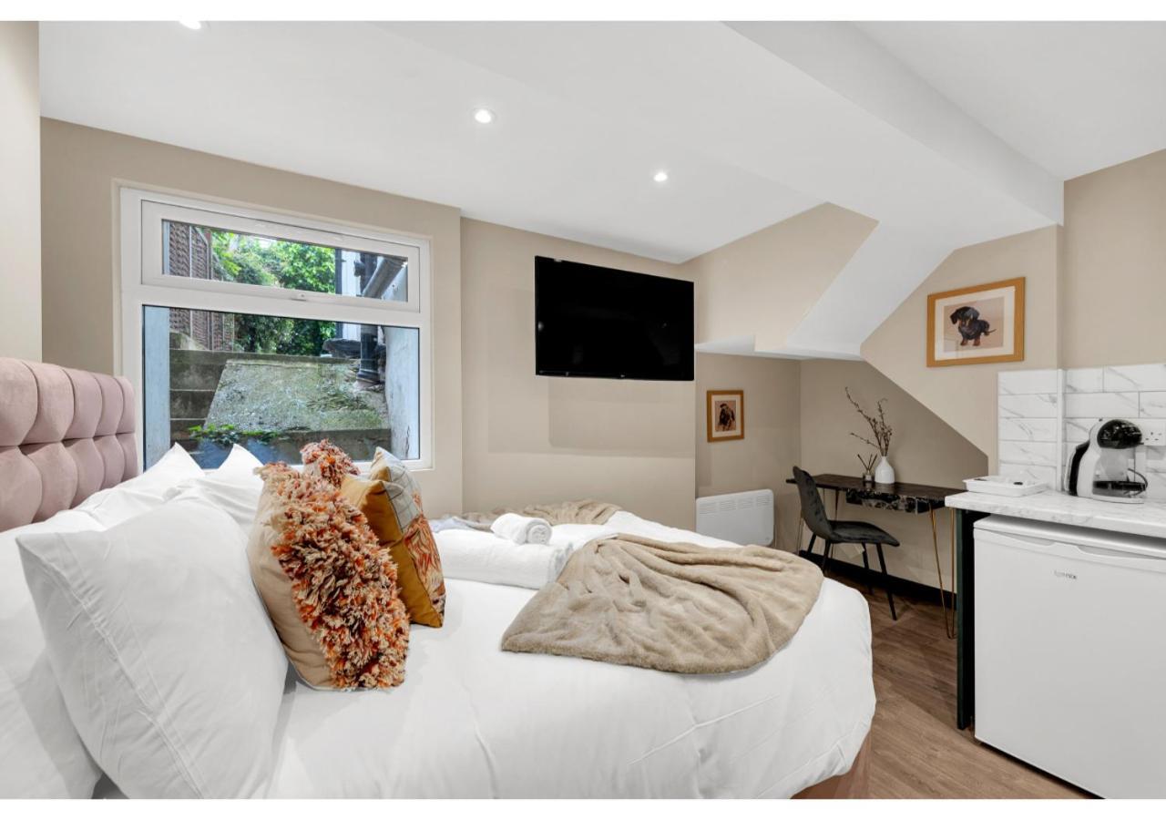 Serene Bliss: Perfect For 2 Apartment *