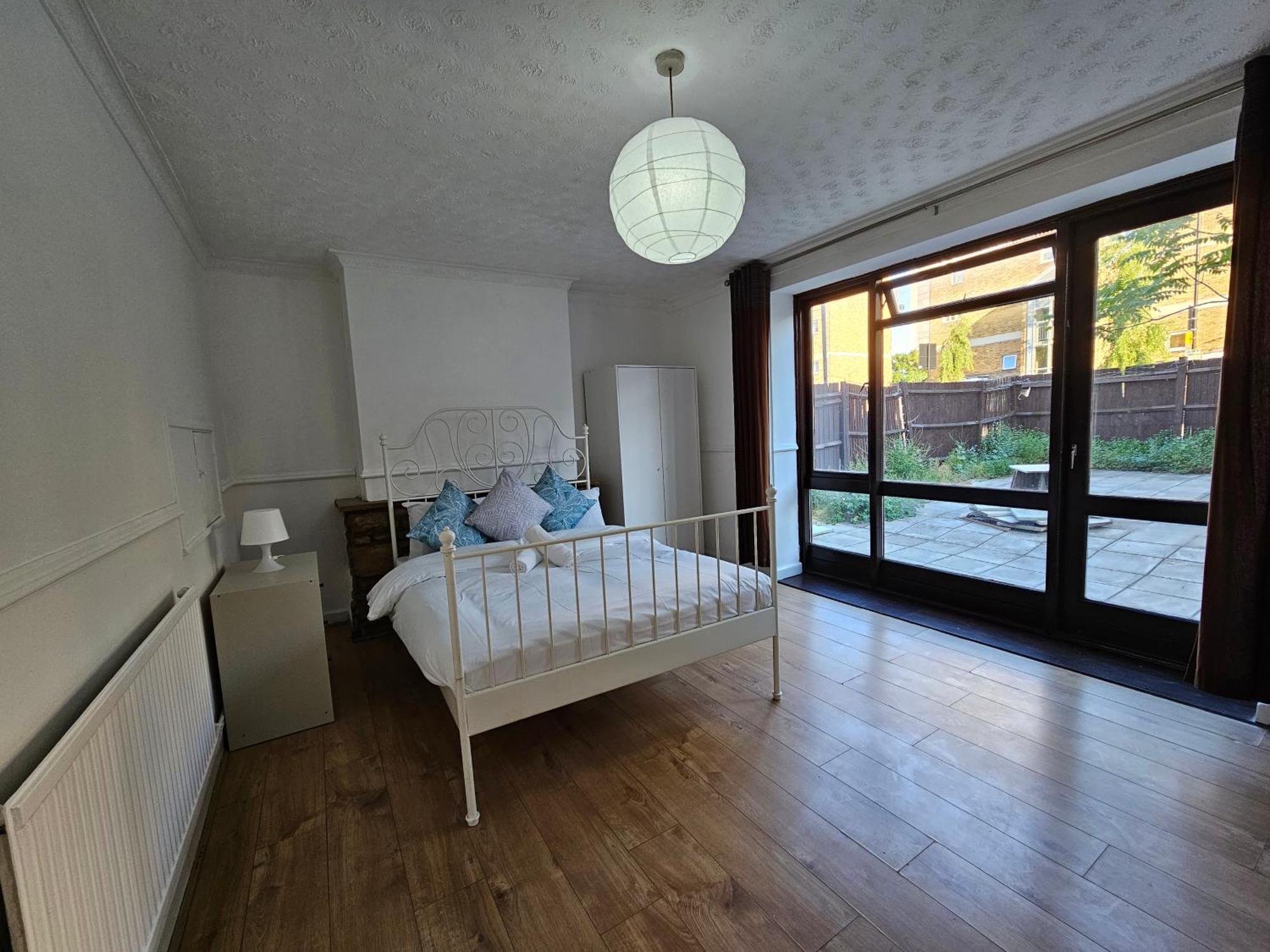 Towerhill Homestay London