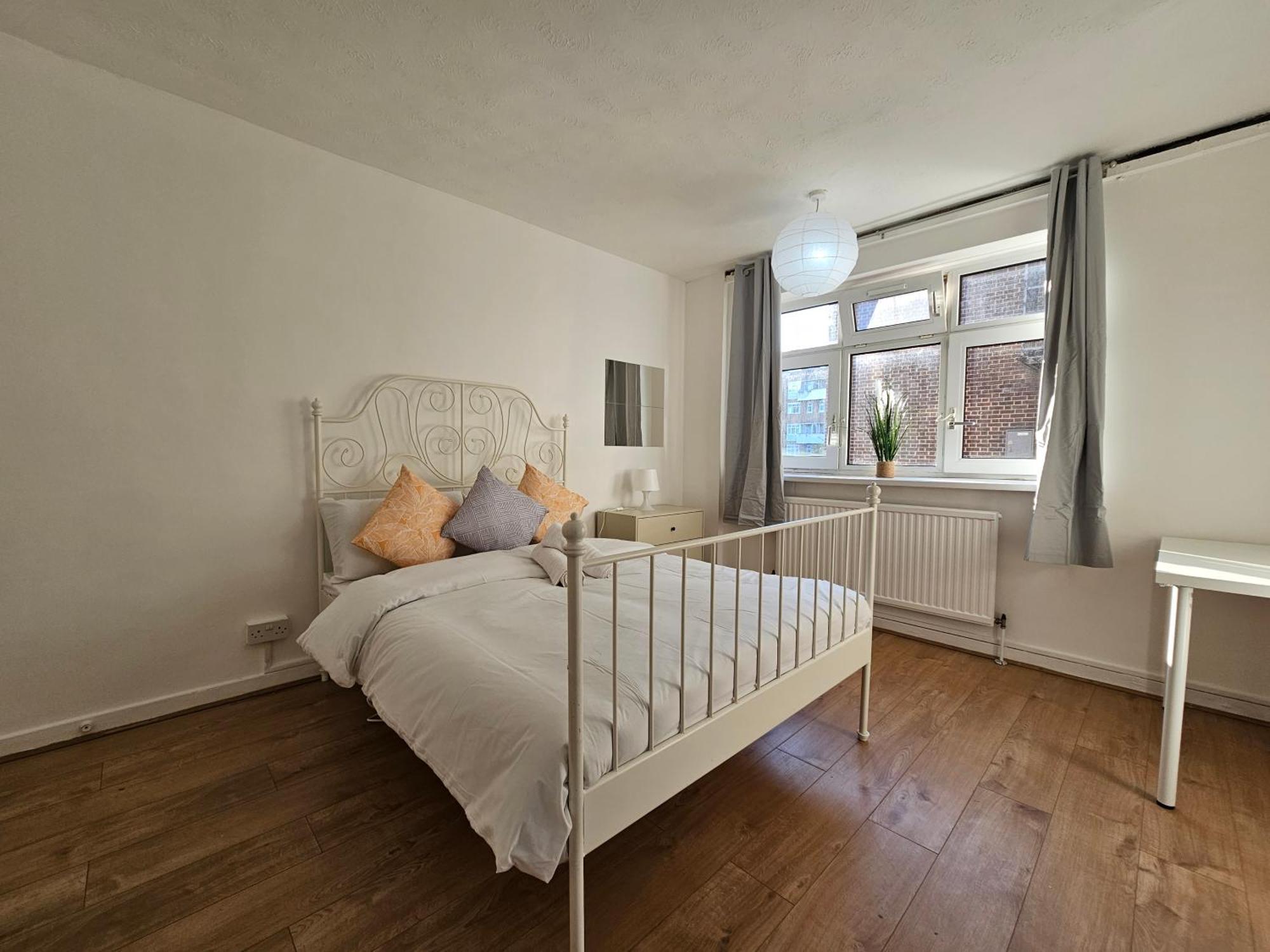 Homestay Towerhill London