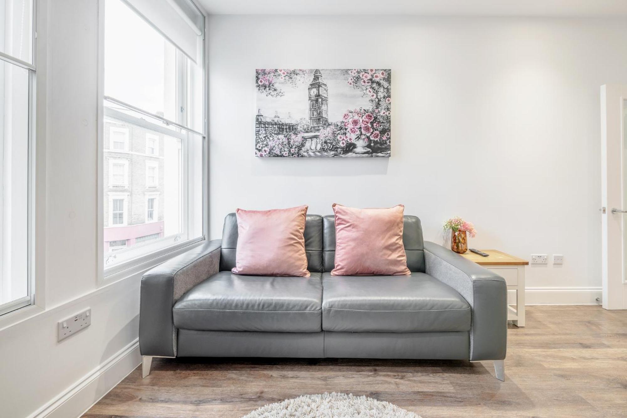 Bright & Modern 2-bed Notting Hill Appartement