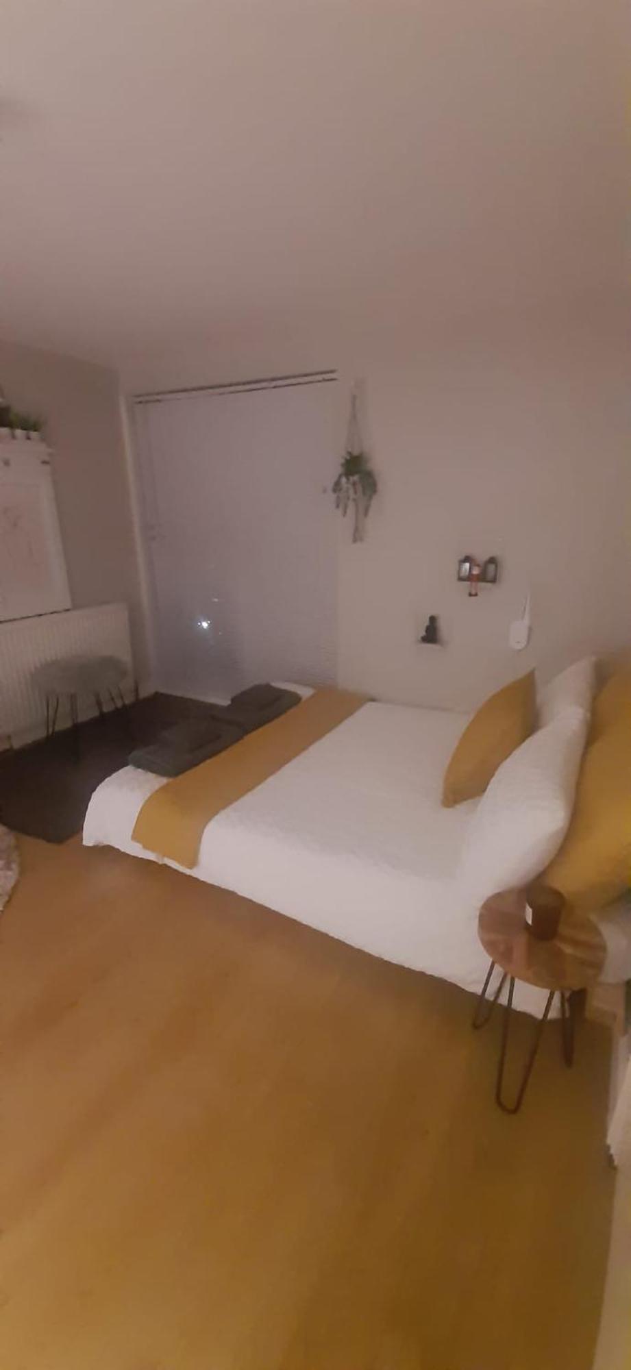 Alross Flat / Private Bathroom Apartment