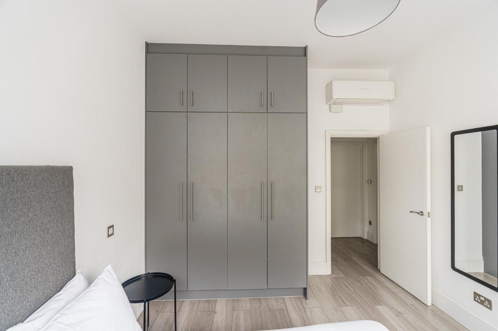 The Kensington High Street Apartment London
