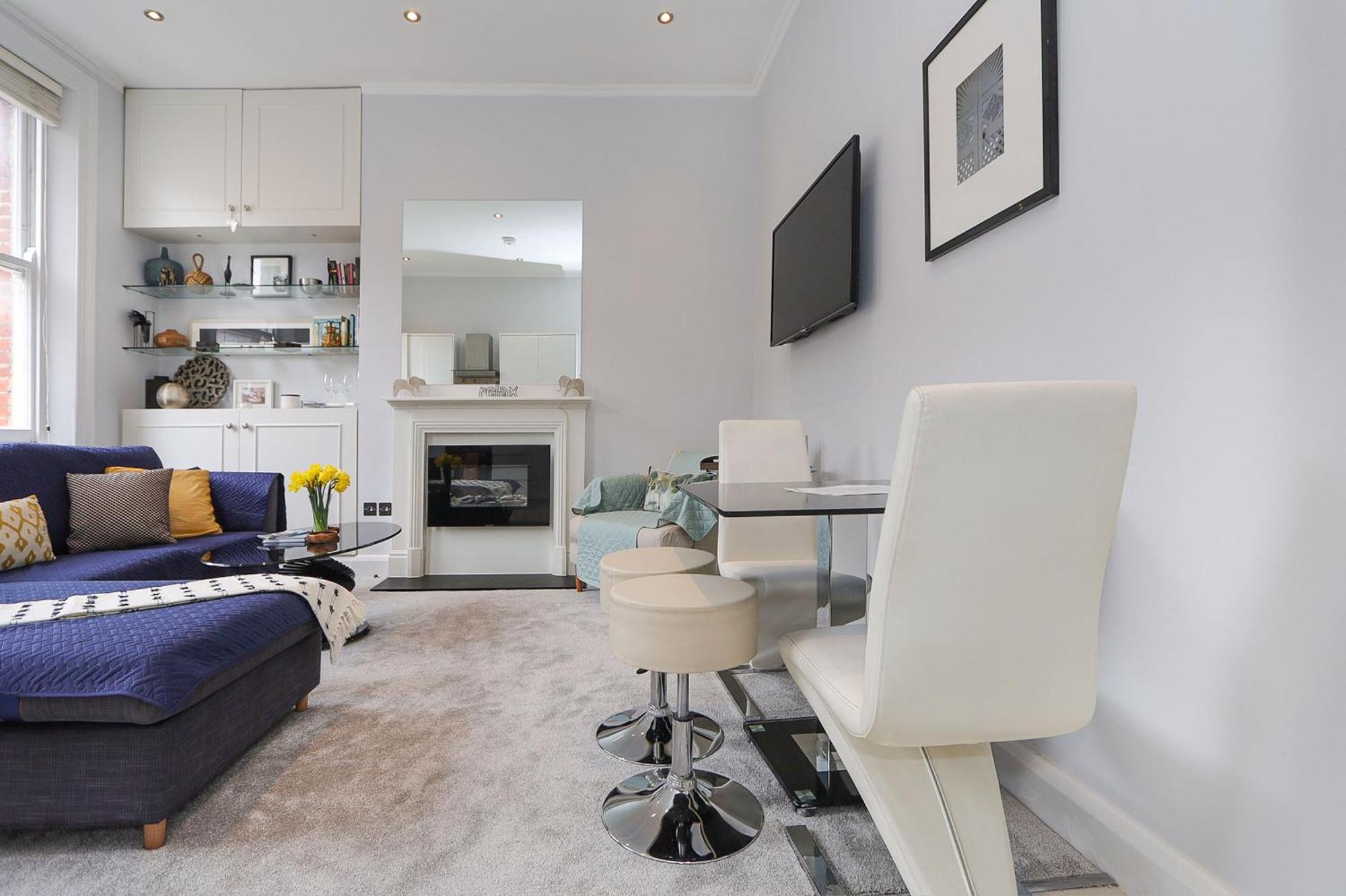 Cosy Kensington Flat, 2 Min To Tube Apartamento *