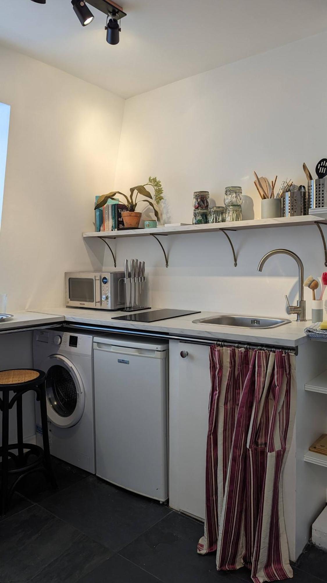 Apartment Old Compton Apartamento: Charming Retreat For Mature Guests *