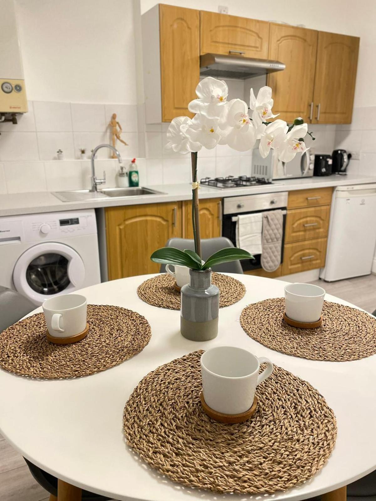 King's Cross Apartment *