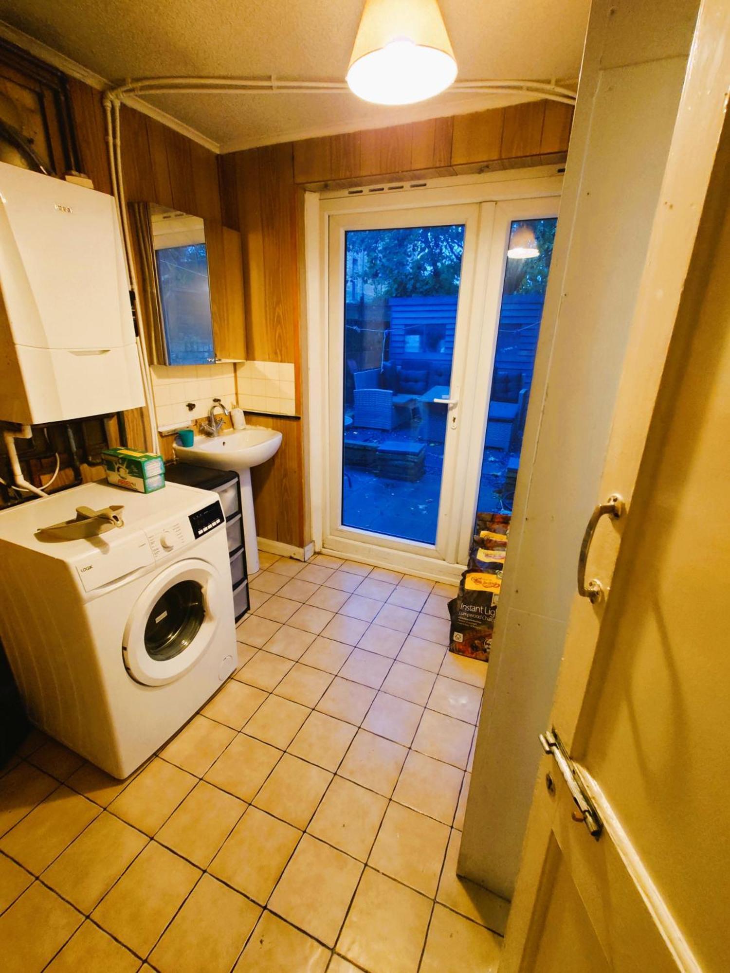 Ferienhaus Edwardian 4 Bedrooms With 4 Bathrooms Townhouse, Next To Underground, Accommodates 10 People