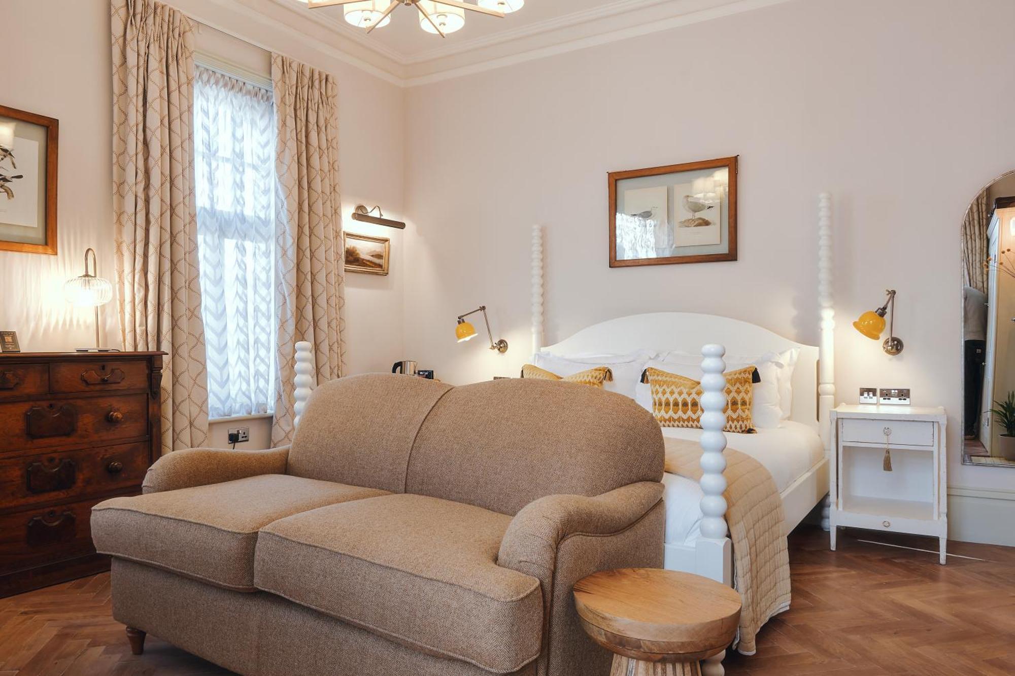 The Black Lion Pub & Boutique Herberg 3*