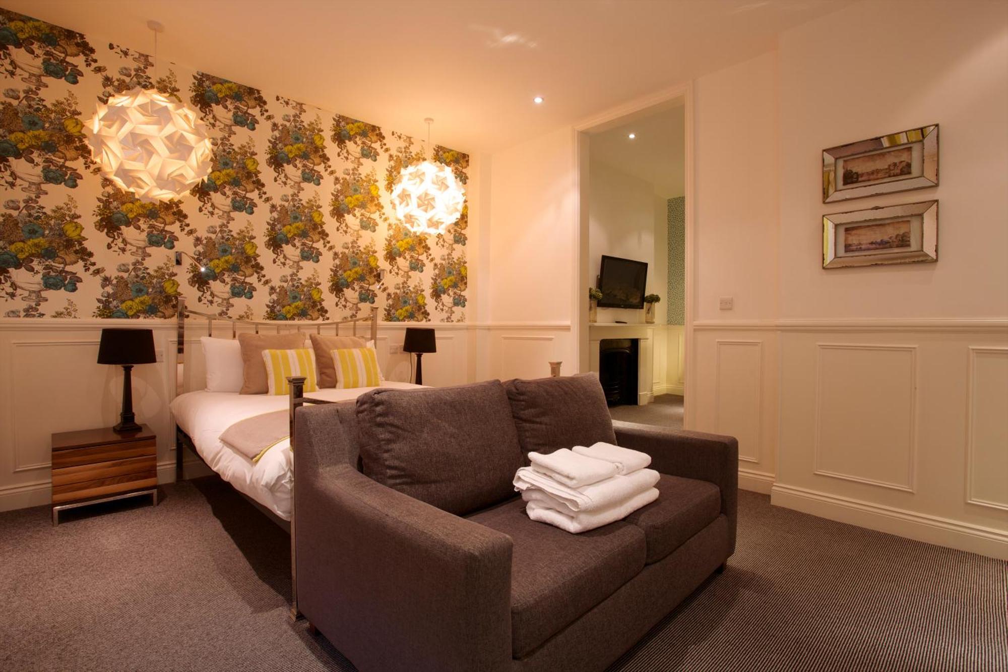 Hotel Bower House London