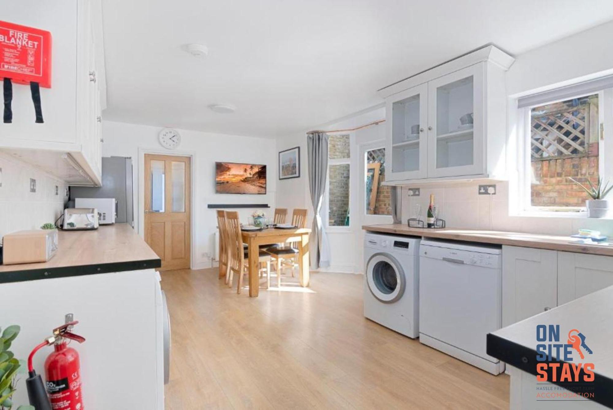 Onsitestays: Tranquil Wimbledon 2br With Garden Apartment *